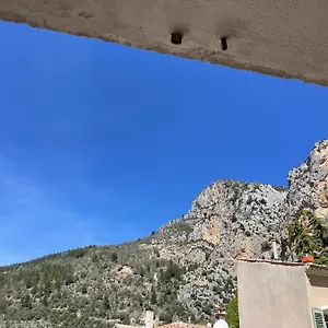 https://villa-jad.fr-provencehotel.com